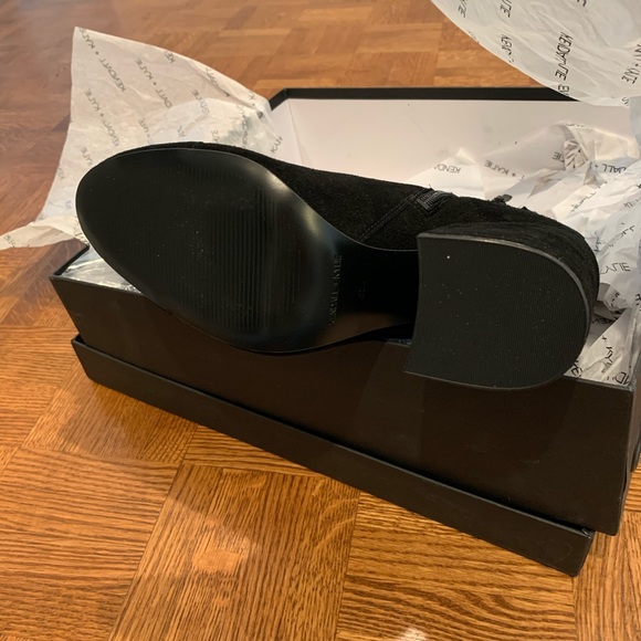 Kendall and Kendal Suede Boots - Picture 4 of 5